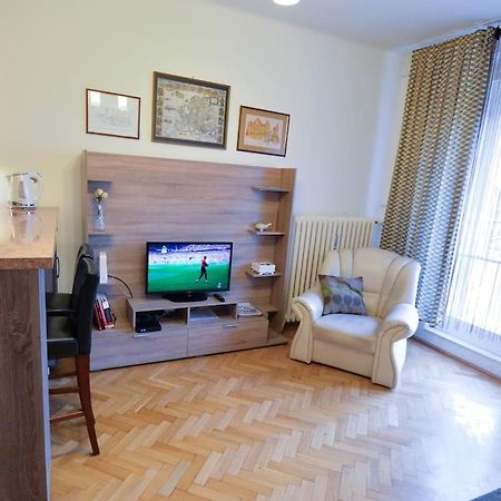 City Center Apartment Debrecen Luaran gambar