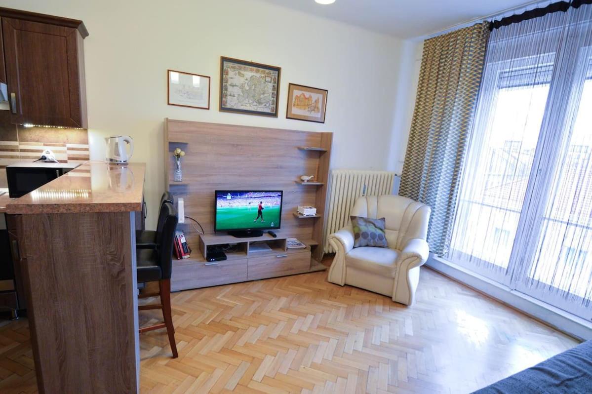 City Center Apartment Debrecen Luaran gambar